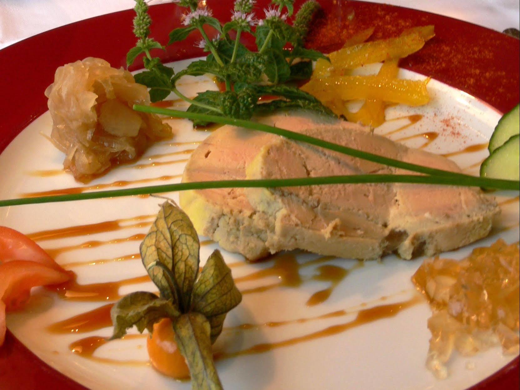 Liessies Logis - Chateau De La Motte - Hotel & Restaurant מראה חיצוני תמונה