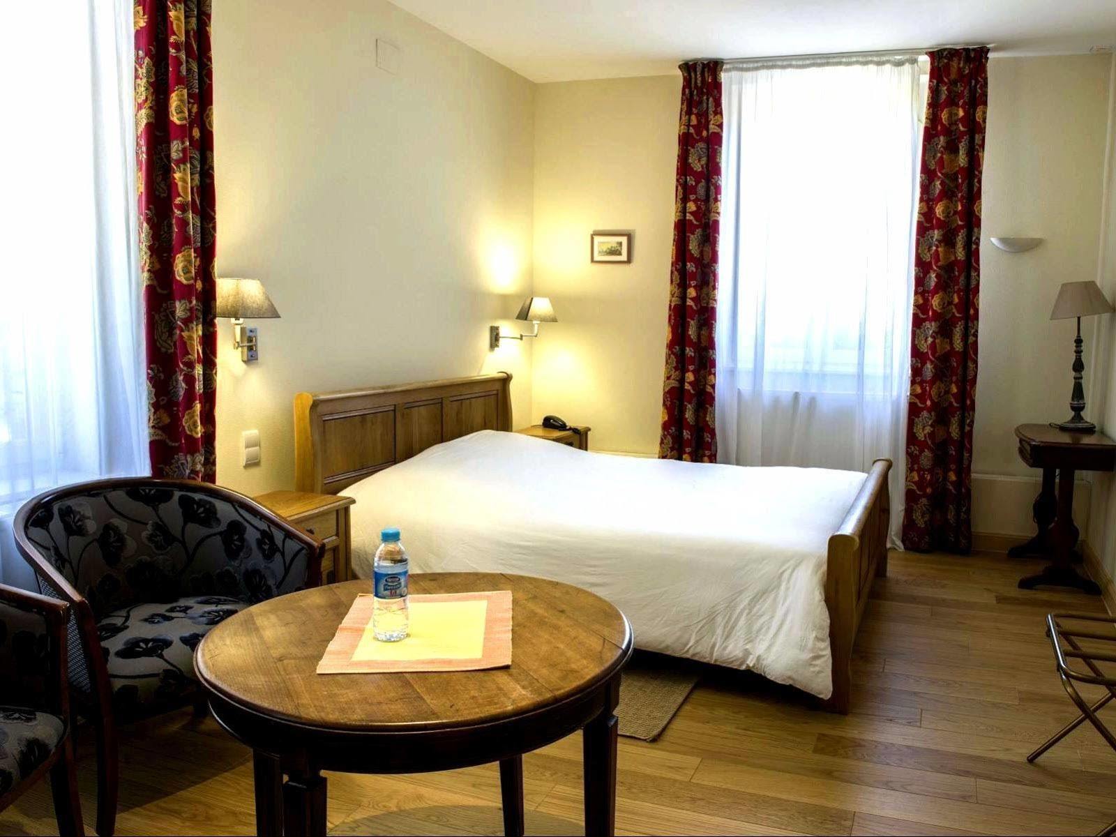 Liessies Logis - Chateau De La Motte - Hotel & Restaurant מראה חיצוני תמונה